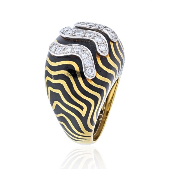 David Webb Diamond, Black Enamel Zebra Stripe Dome Ring - Picture 2 of 5
